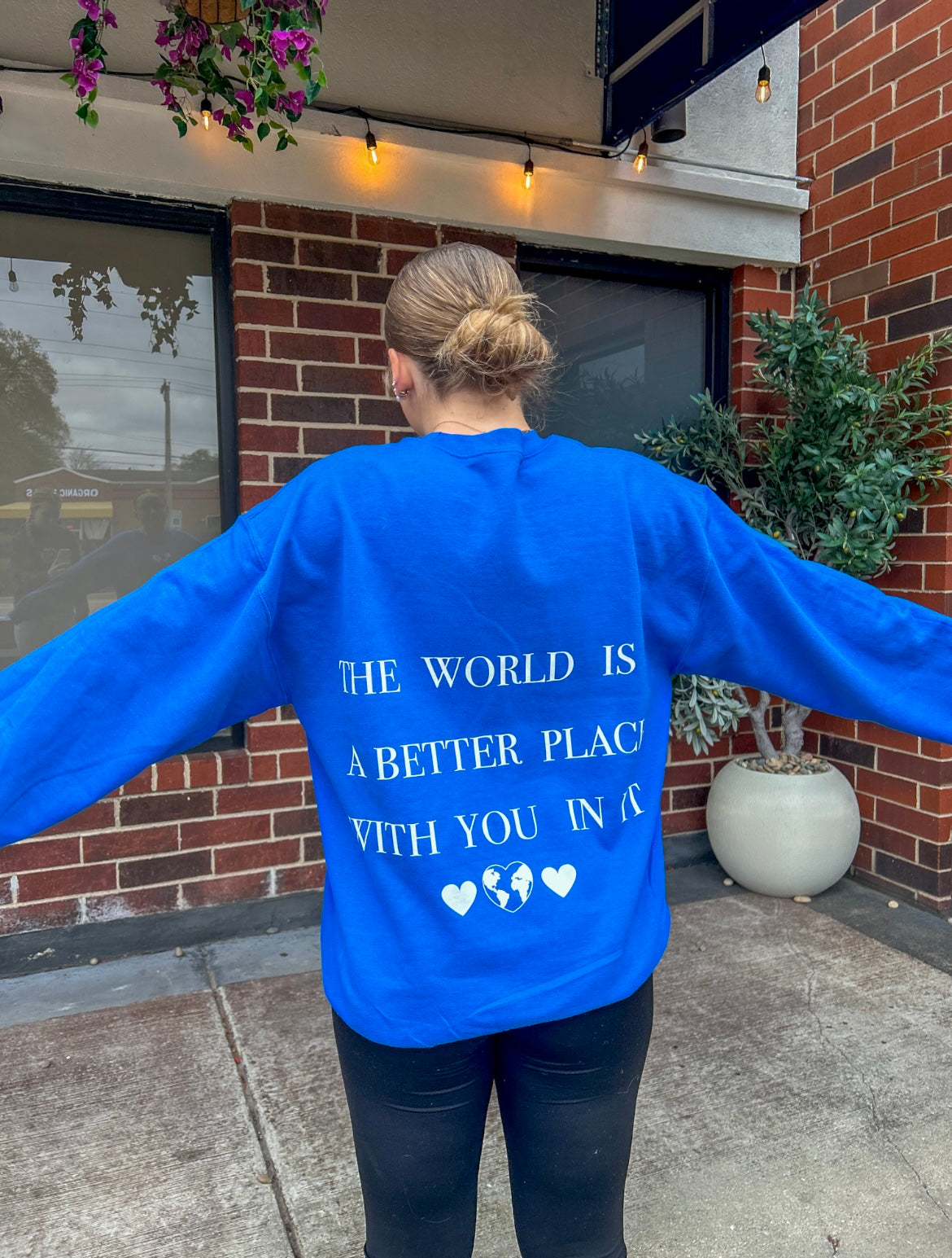 The World Crewneck